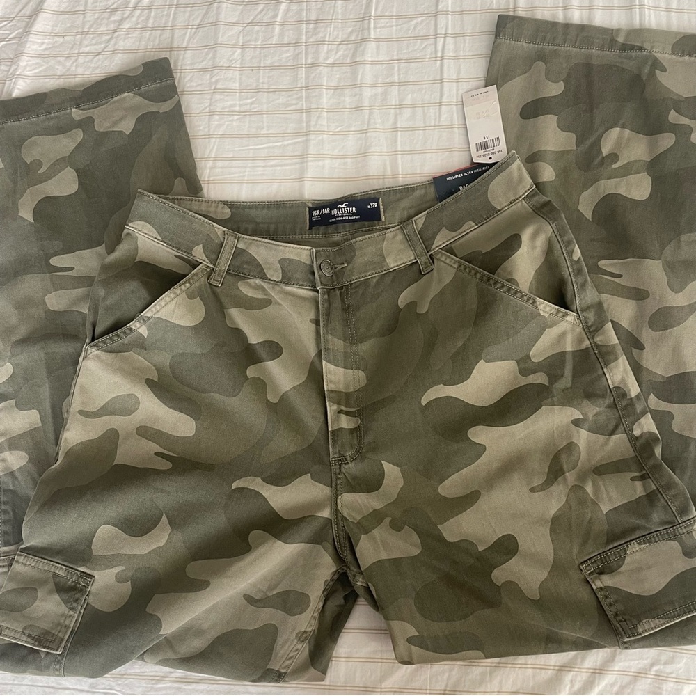 HOLLISTER DAD PANTS ULTRA HIGH WIDE LEGS